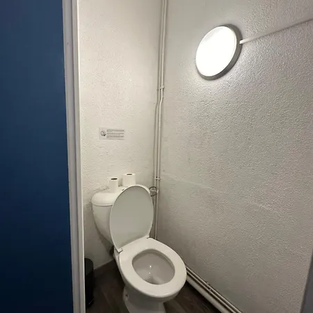 Studio Climatise Avec Wi-Fi Et Netflix - Fac, Gare & Centre A Pied Perpignan Exterior photo