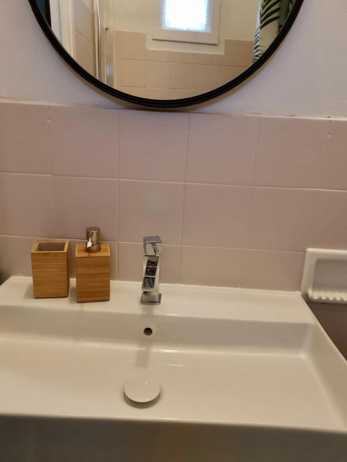 Climatise Avec Wi-fi Et Netflix - Fac, Gare & Centre A Pied Apartment