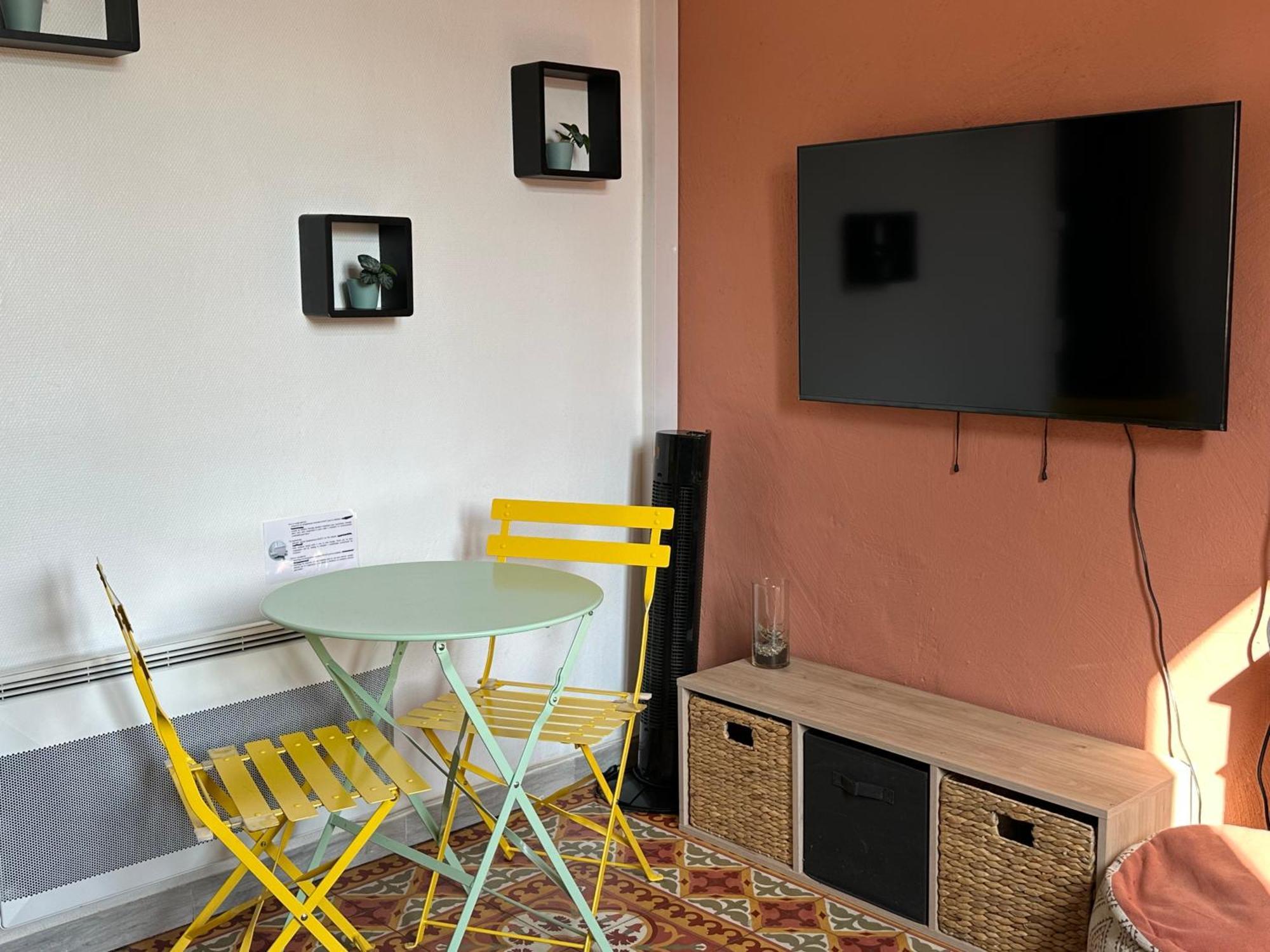 Climatise Avec Wi-fi Et Netflix - Fac, Gare & Centre A Pied *